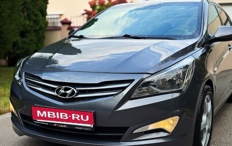 Hyundai Solaris II рестайлинг, 2015 год, 999 999 рублей, 7 фотография