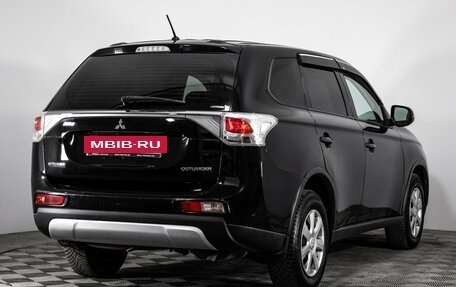 Mitsubishi Outlander III рестайлинг 3, 2014 год, 1 149 000 рублей, 5 фотография