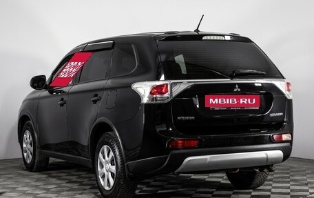 Mitsubishi Outlander III рестайлинг 3, 2014 год, 1 149 000 рублей, 7 фотография