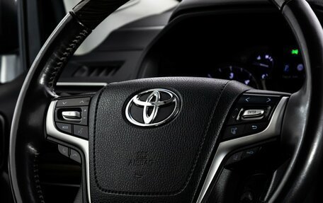 Toyota Land Cruiser Prado 150 рестайлинг 2, 2020 год, 6 699 000 рублей, 16 фотография