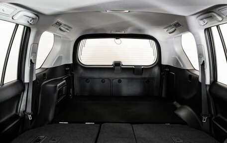 Toyota Land Cruiser Prado 150 рестайлинг 2, 2020 год, 6 699 000 рублей, 35 фотография