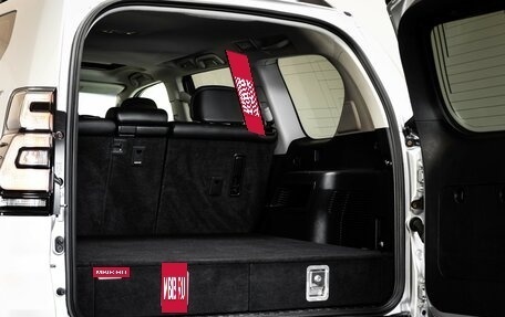 Toyota Land Cruiser Prado 150 рестайлинг 2, 2020 год, 6 699 000 рублей, 39 фотография