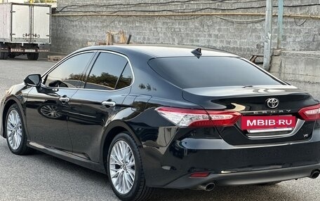 Toyota Camry, 2019 год, 3 300 000 рублей, 11 фотография