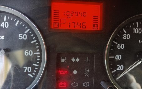 Renault Sandero I, 2013 год, 900 000 рублей, 15 фотография