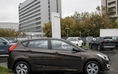 Hyundai Solaris II рестайлинг, 2015 год, 845 000 рублей, 4 фотография