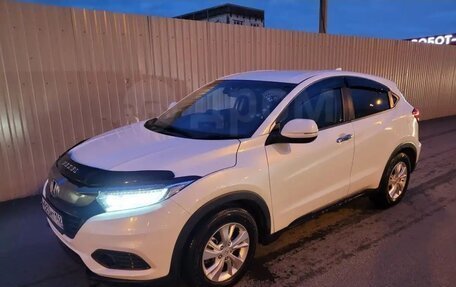 Honda Vezel, 2018 год, 2 275 000 рублей, 4 фотография