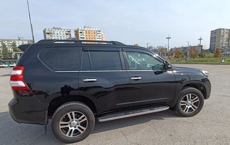 Toyota Land Cruiser Prado 150 рестайлинг 2, 2015 год, 3 700 000 рублей, 3 фотография
