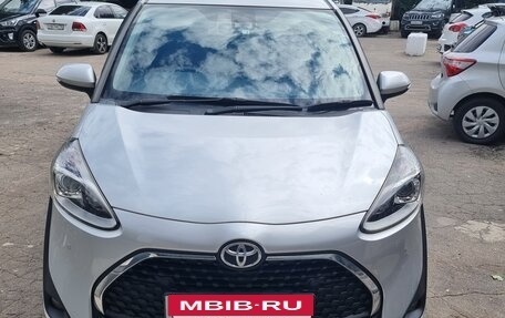 Toyota Sienta II, 2020 год, 1 570 000 рублей, 4 фотография