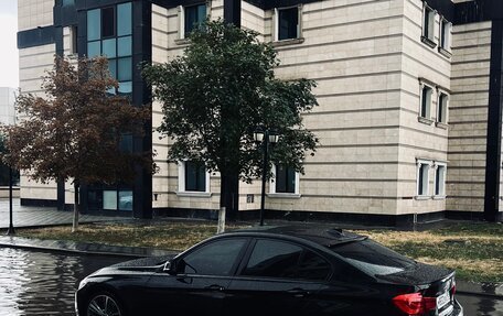 BMW 3 серия, 2018 год, 2 600 000 рублей, 3 фотография