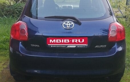 Toyota Auris II, 2008 год, 900 000 рублей, 2 фотография