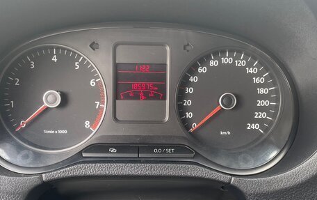 Volkswagen Polo VI (EU Market), 2011 год, 650 000 рублей, 14 фотография