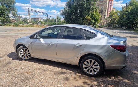 Opel Astra J, 2013 год, 780 000 рублей, 7 фотография
