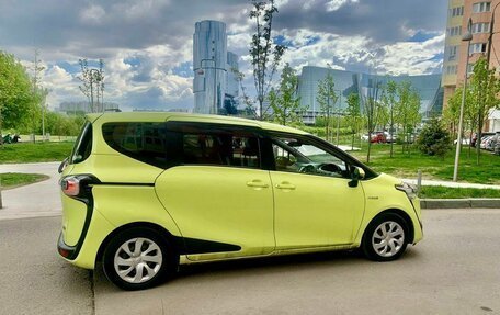Toyota Sienta II, 2018 год, 1 000 000 рублей, 3 фотография