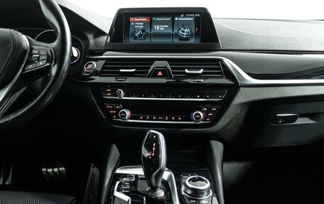 BMW 5 серия, 2017 год, 2 799 585 рублей, 14 фотография