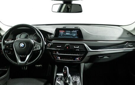 BMW 5 серия, 2017 год, 2 799 585 рублей, 13 фотография
