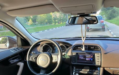 Jaguar F-Pace, 2017 год, 3 188 888 рублей, 21 фотография