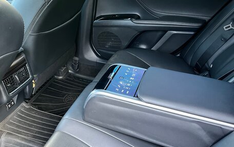Toyota Camry, 2018 год, 2 490 000 рублей, 12 фотография