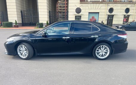 Toyota Camry, 2018 год, 2 490 000 рублей, 8 фотография