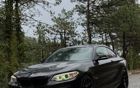 BMW 2 серия F22, 2014 год, 2 100 000 рублей, 1 фотография