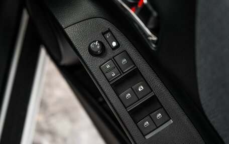 Toyota Sienta II, 2016 год, 1 290 000 рублей, 18 фотография