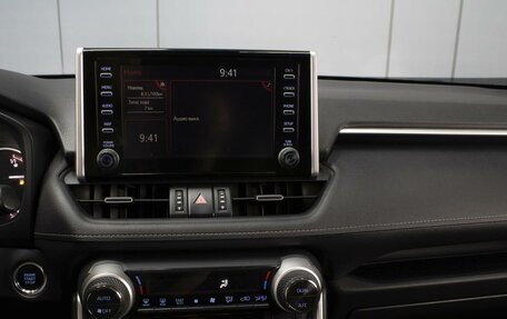 Toyota RAV4, 2020 год, 3 380 000 рублей, 17 фотография
