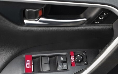 Toyota RAV4, 2020 год, 3 380 000 рублей, 18 фотография