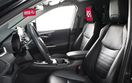 Toyota RAV4, 2020 год, 3 380 000 рублей, 9 фотография