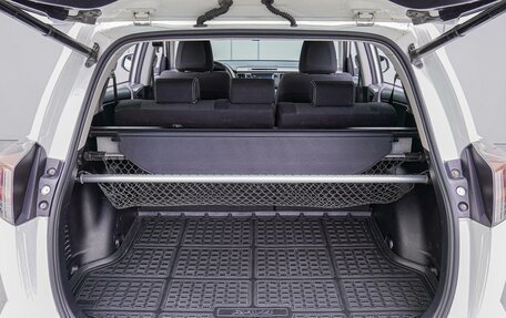 Toyota RAV4, 2017 год, 2 140 000 рублей, 19 фотография