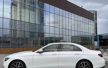 Mercedes-Benz E-Класс, 2021 год, 3 950 000 рублей, 3 фотография