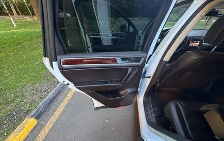 Volkswagen Touareg III, 2012 год, 2 000 000 рублей, 6 фотография