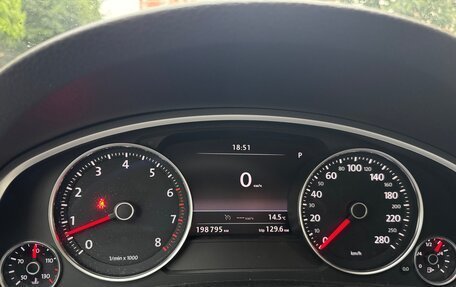 Volkswagen Touareg III, 2012 год, 2 000 000 рублей, 21 фотография