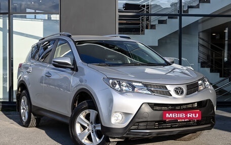 Toyota RAV4, 2014 год, 2 275 000 рублей, 3 фотография