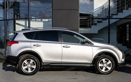 Toyota RAV4, 2014 год, 2 275 000 рублей, 9 фотография