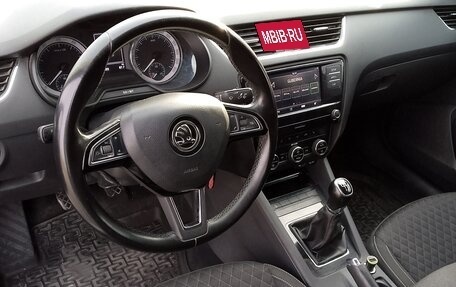Skoda Octavia, 2017 год, 1 500 000 рублей, 8 фотография