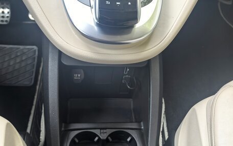 Mercedes-Benz V-Класс, 2016 год, 4 200 000 рублей, 4 фотография