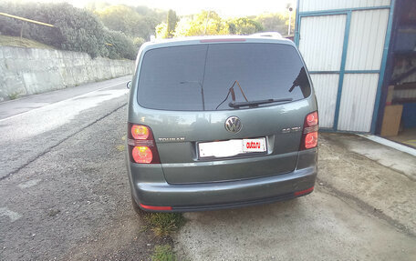 Volkswagen Touran III, 2007 год, 1 000 000 рублей, 2 фотография