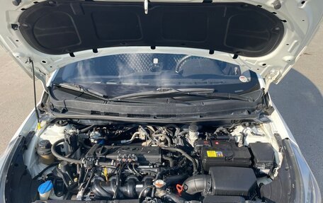 Hyundai Solaris II рестайлинг, 2015 год, 785 000 рублей, 10 фотография