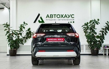 Toyota RAV4, 2024 год, 3 898 000 рублей, 5 фотография