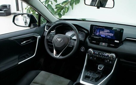 Toyota RAV4, 2024 год, 3 898 000 рублей, 17 фотография