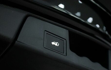 Toyota RAV4, 2024 год, 3 898 000 рублей, 30 фотография
