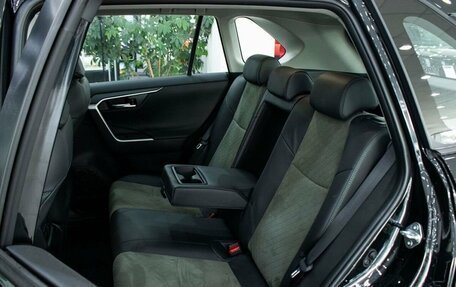 Toyota RAV4, 2024 год, 3 898 000 рублей, 22 фотография