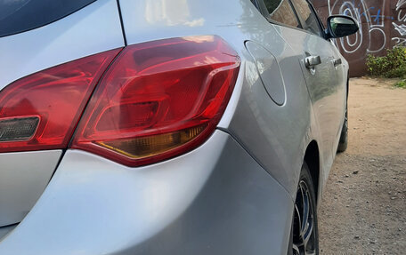 Opel Astra J, 2011 год, 620 000 рублей, 6 фотография