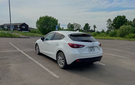 Mazda Axela, 2015 год, 1 340 000 рублей, 2 фотография