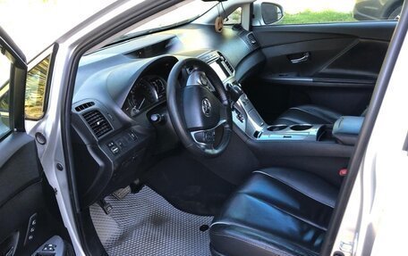 Toyota Venza I, 2012 год, 980 000 рублей, 6 фотография