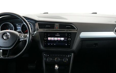 Volkswagen Tiguan II, 2017 год, 1 820 000 рублей, 5 фотография