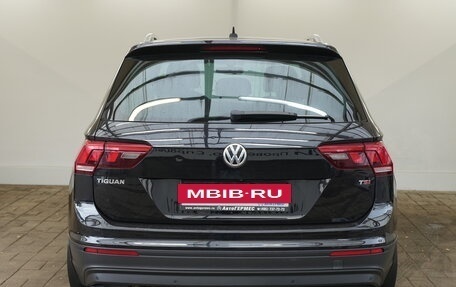 Volkswagen Tiguan II, 2017 год, 1 820 000 рублей, 3 фотография