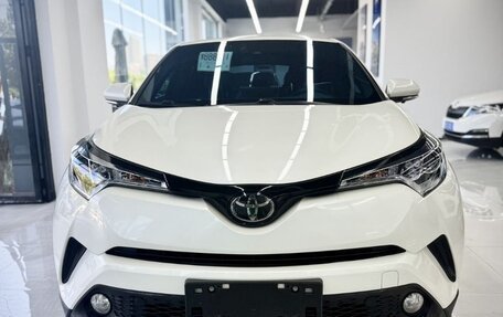 Toyota C-HR I рестайлинг, 2021 год, 1 829 000 рублей, 3 фотография