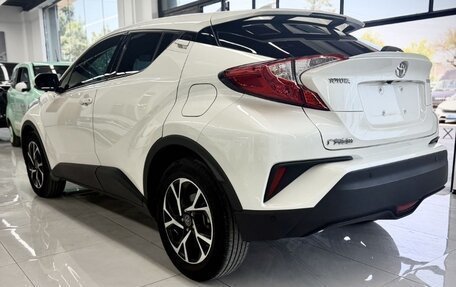 Toyota C-HR I рестайлинг, 2021 год, 1 829 000 рублей, 11 фотография
