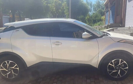 Toyota C-HR I рестайлинг, 2021 год, 1 829 000 рублей, 16 фотография