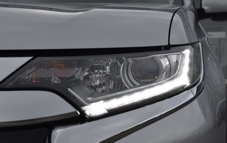 Mitsubishi Outlander III рестайлинг 3, 2021 год, 2 550 000 рублей, 11 фотография